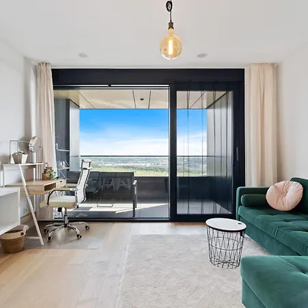 Luxurious Retreat Balcony & Pool Access Luxembourg