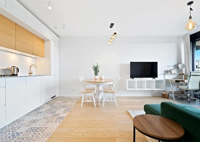 アパート Luxurious Retreat Balcony & Pool Access