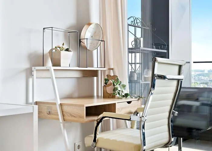 アパート Luxurious Retreat Balcony & Pool Access