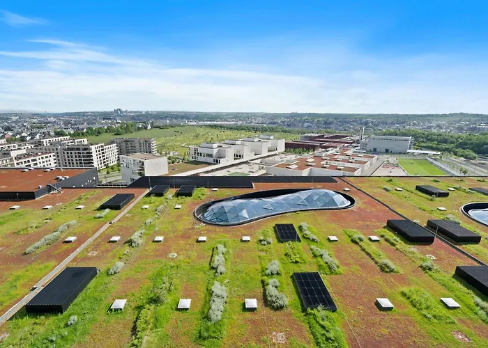 アパート Luxurious Retreat Balcony & Pool Access *