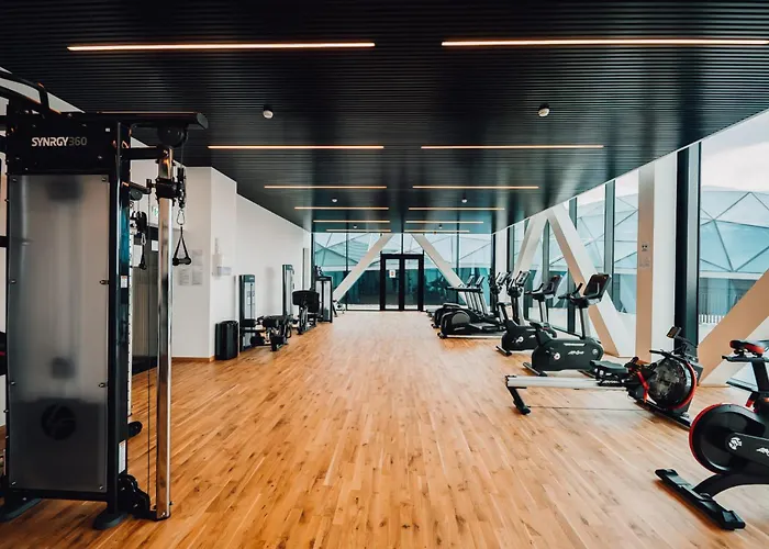 Luxurious Retreat Balcony & Pool Access Luxembourg